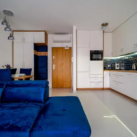 Deep Blue Zweizimmerwohnung In Meeresnaehe Apartman